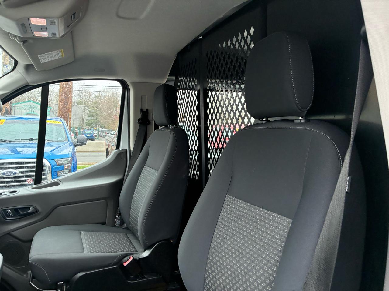 Ford Transit 250 Van 2024