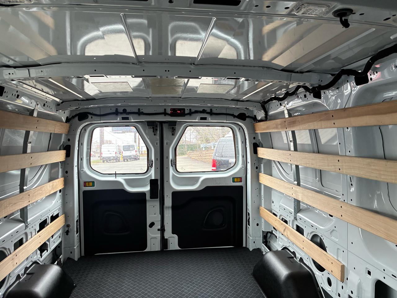 Ford Transit 250 Van 2024