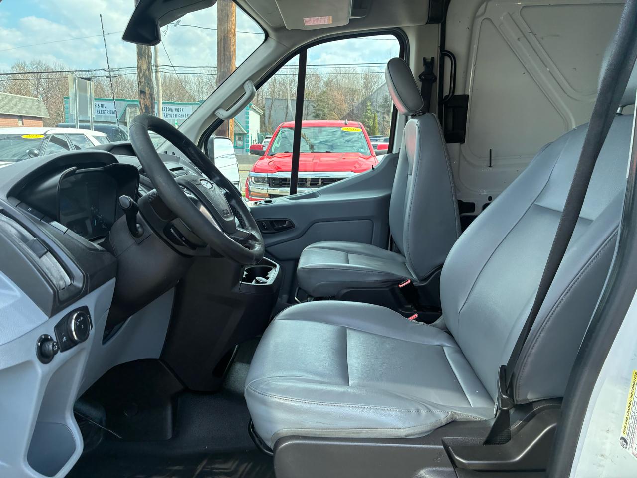 Ford Transit 350 Van High Roof w/Sliding Pass. 148-in. WB EL 2017