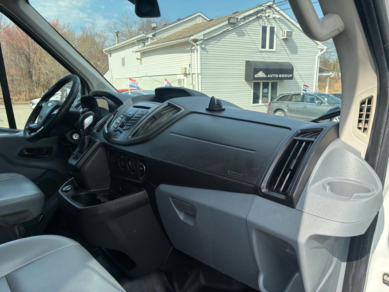 Ford Transit 350 Van High Roof w/Sliding Pass. 148-in. WB EL 2017