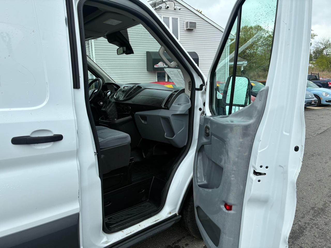 Ford Transit 350 Van High Roof w/Sliding Pass. 148-in. WB 2017