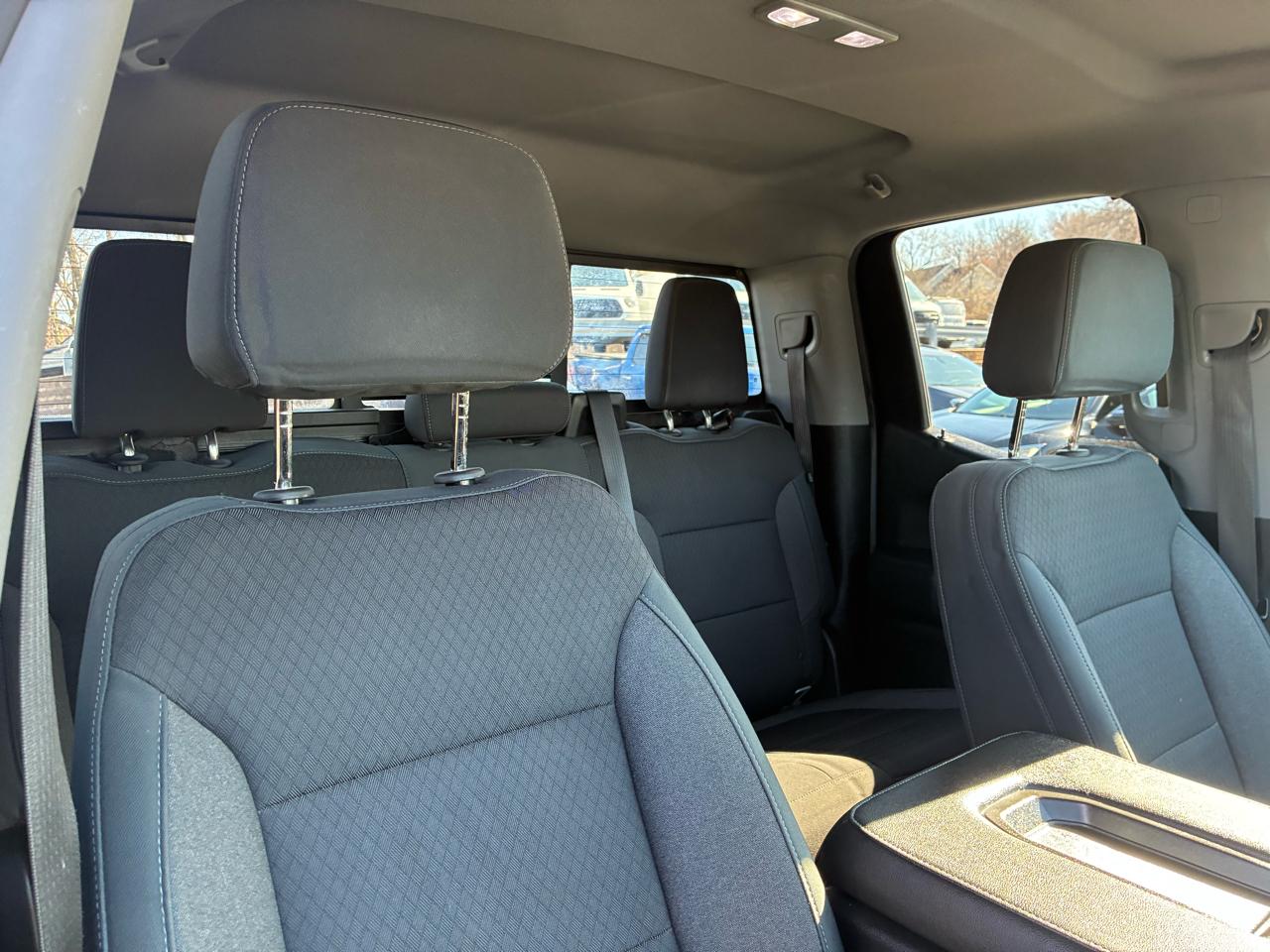 Chevrolet Silverado 1500 LT Double Cab 4WD 2019