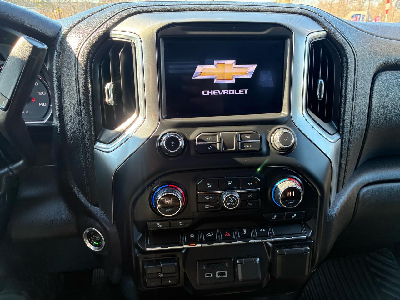 Chevrolet Silverado 1500 LT Double Cab 4WD 2019