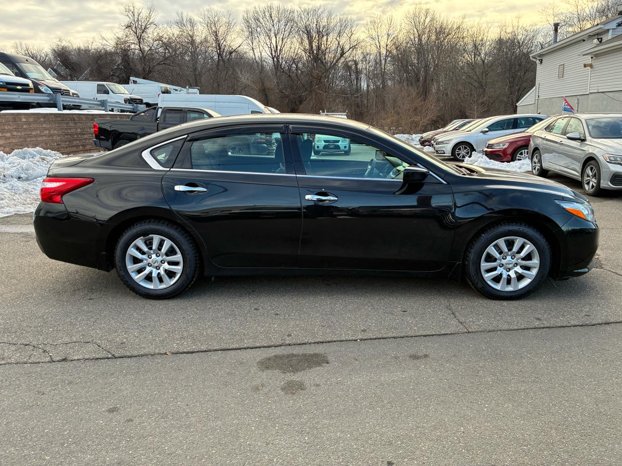 Nissan Altima 2.5 SV 2017