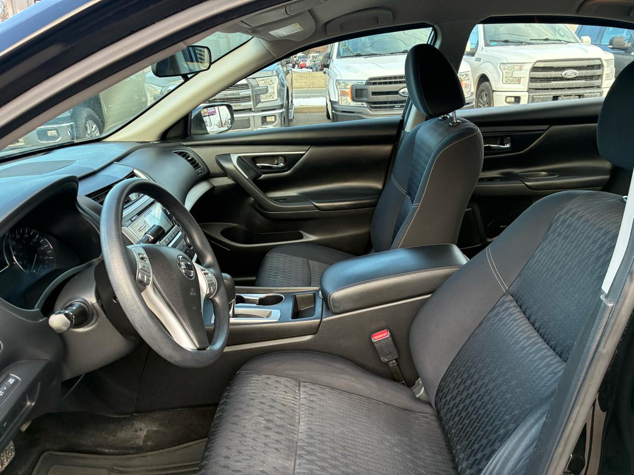 Nissan Altima 2.5 SV 2017