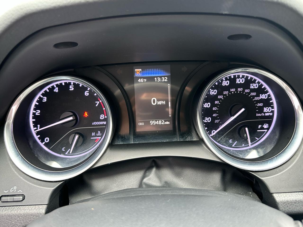 Toyota Camry SE 2020