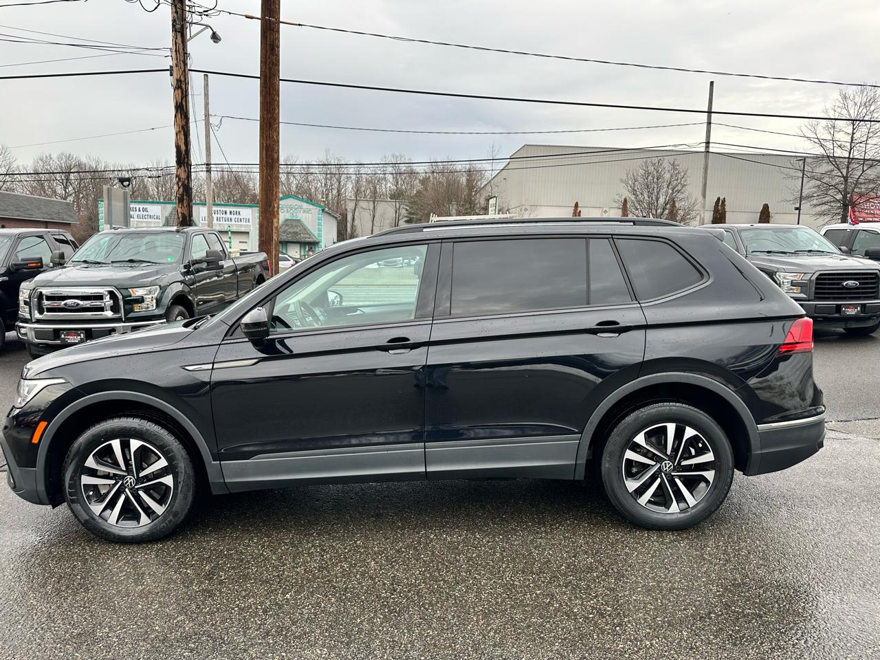 Volkswagen Tiguan S 2022