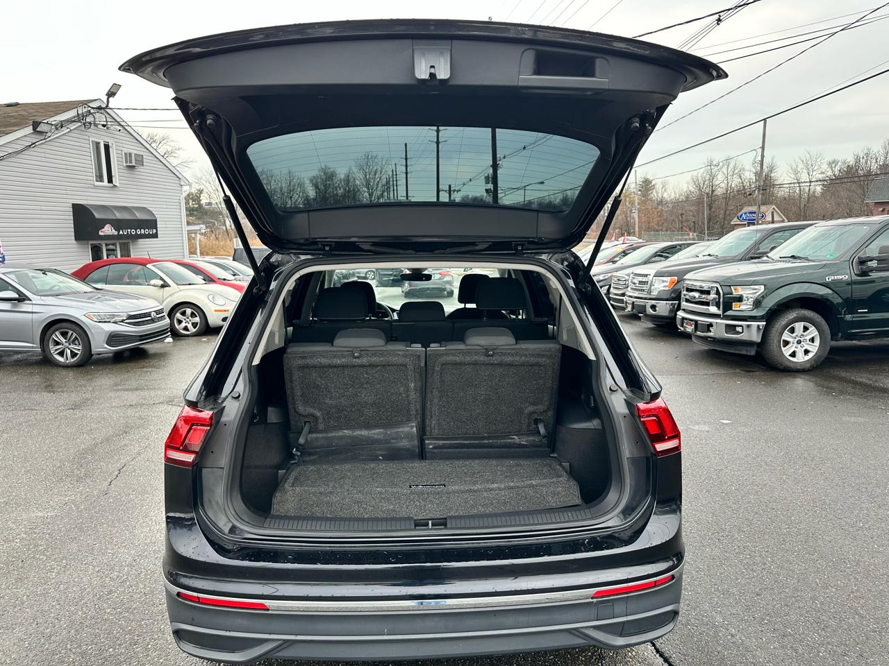 Volkswagen Tiguan S 2022