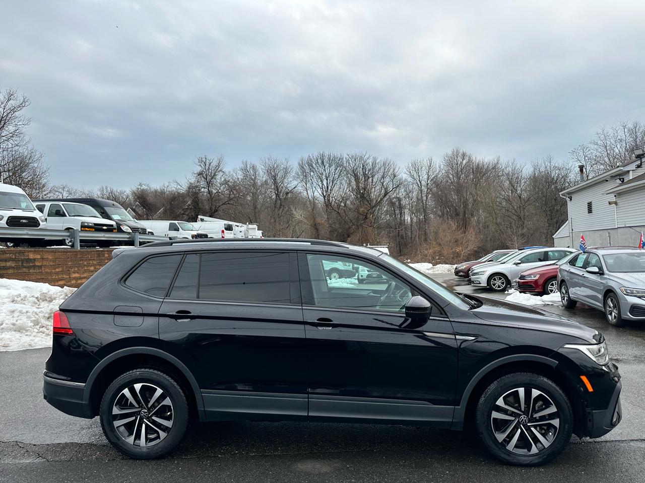 Volkswagen Tiguan S 2022