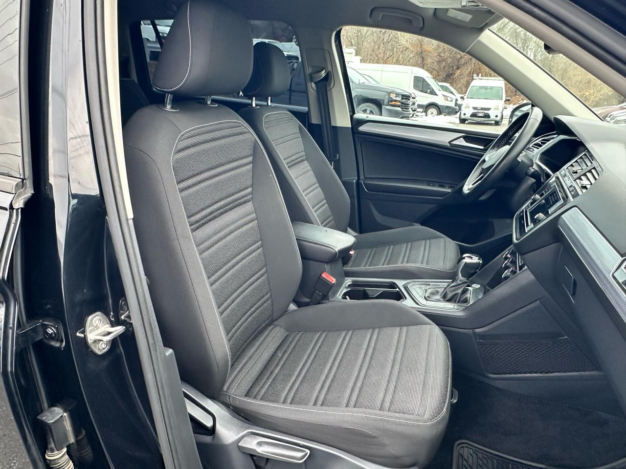 Volkswagen Tiguan S 2022