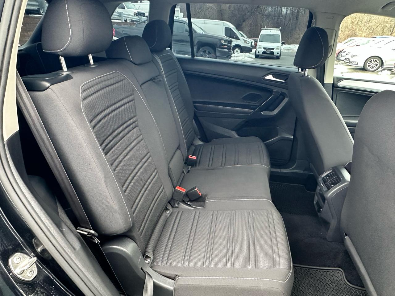 Volkswagen Tiguan S 2022