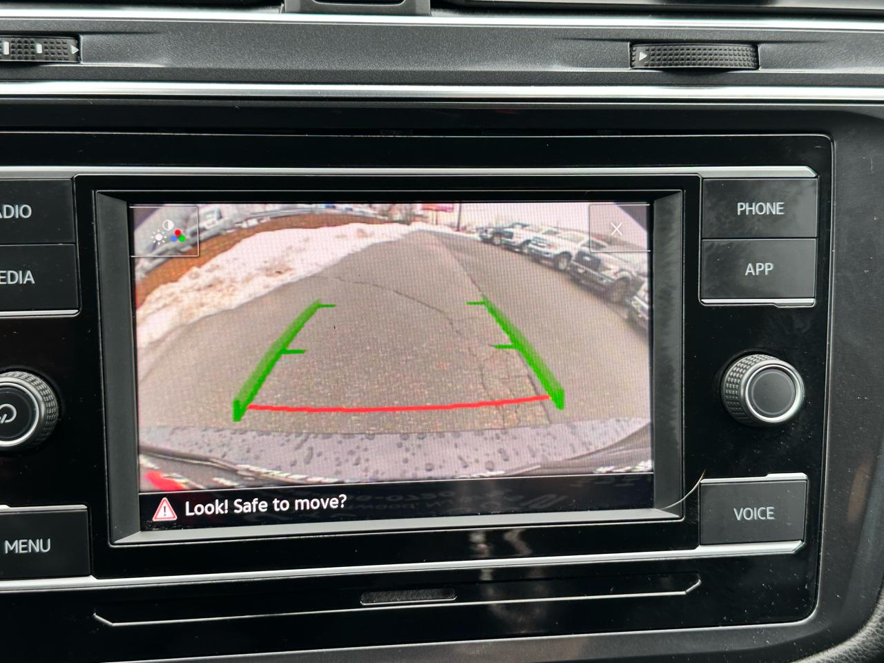 Volkswagen Tiguan S 2022