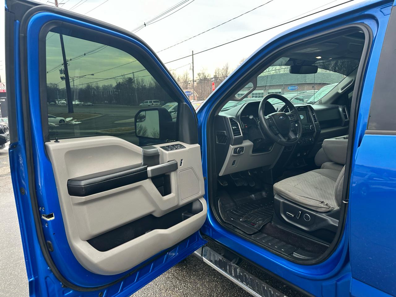 Ford F-150 XLT SuperCrew 6.5-ft. Bed 4WD 2016