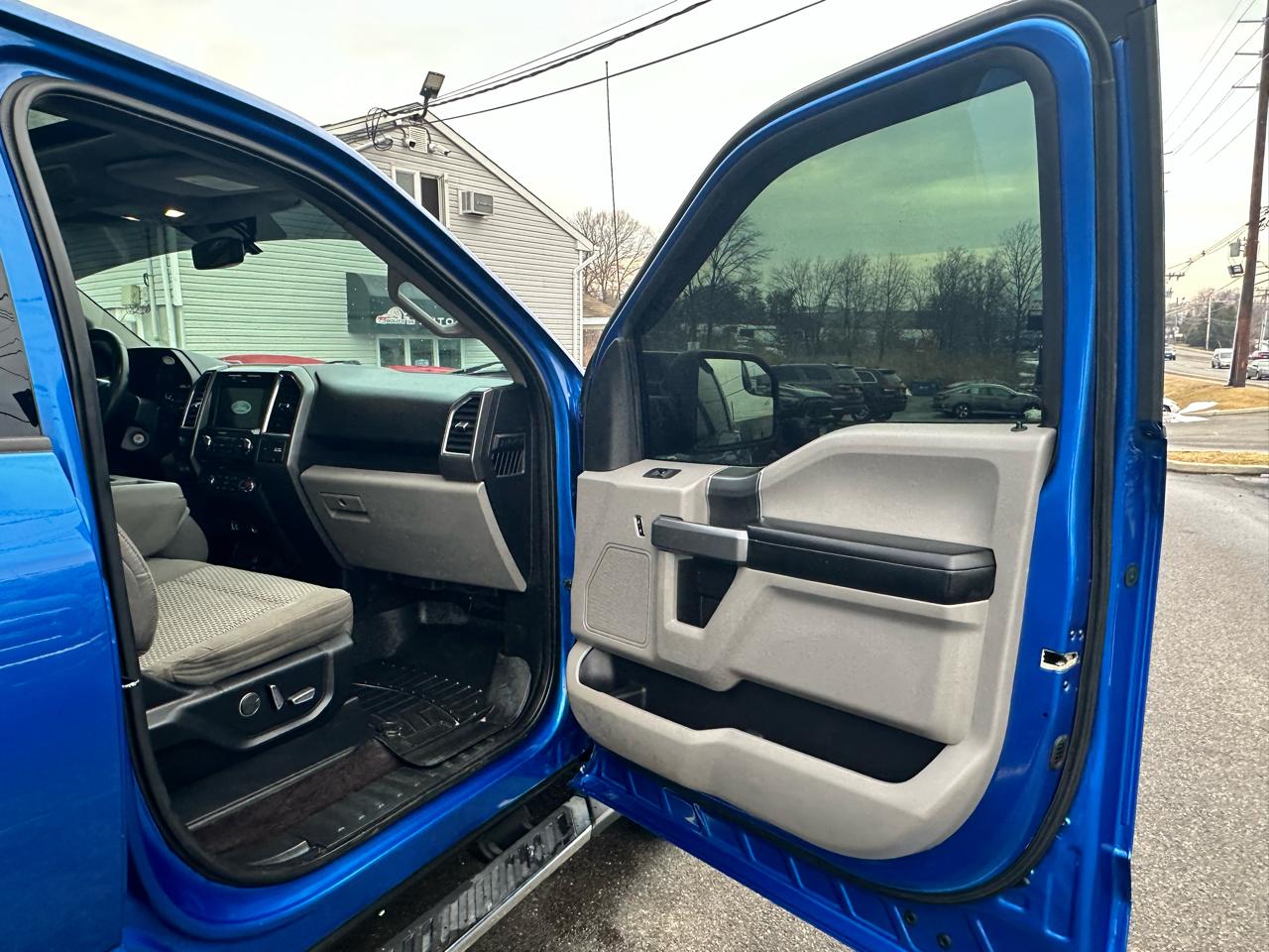 Ford F-150 XLT SuperCrew 6.5-ft. Bed 4WD 2016