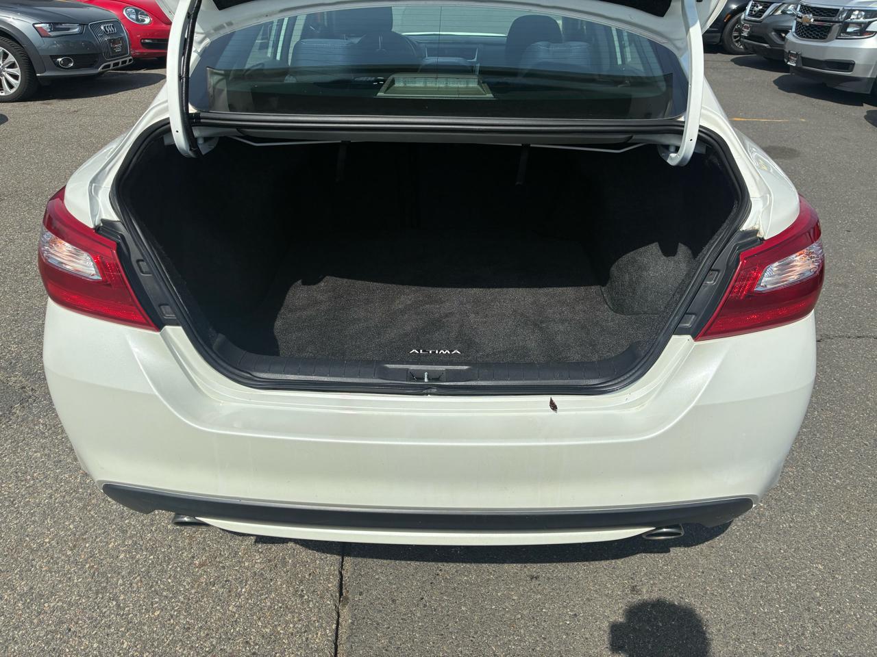 Nissan Altima 2.5 SV 2017
