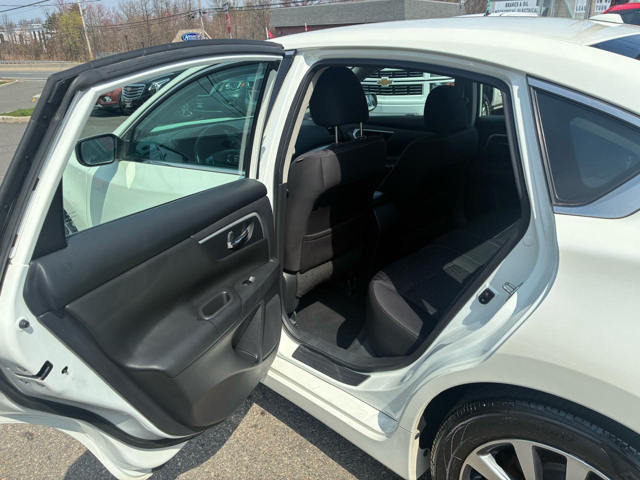 Nissan Altima 2.5 SV 2017