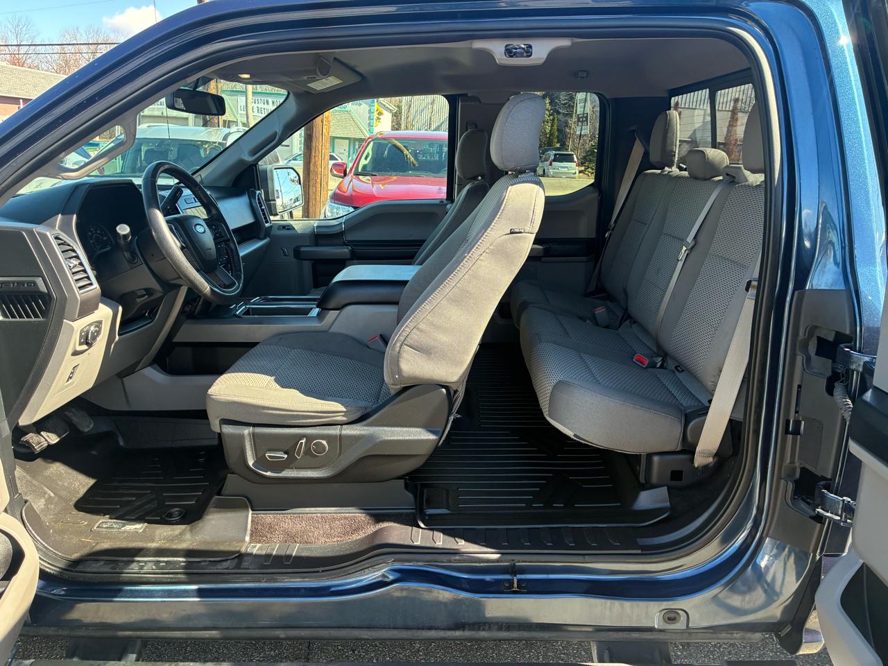 Ford F-150 XLT SuperCab 6.5-ft. Bed 4WD 2016