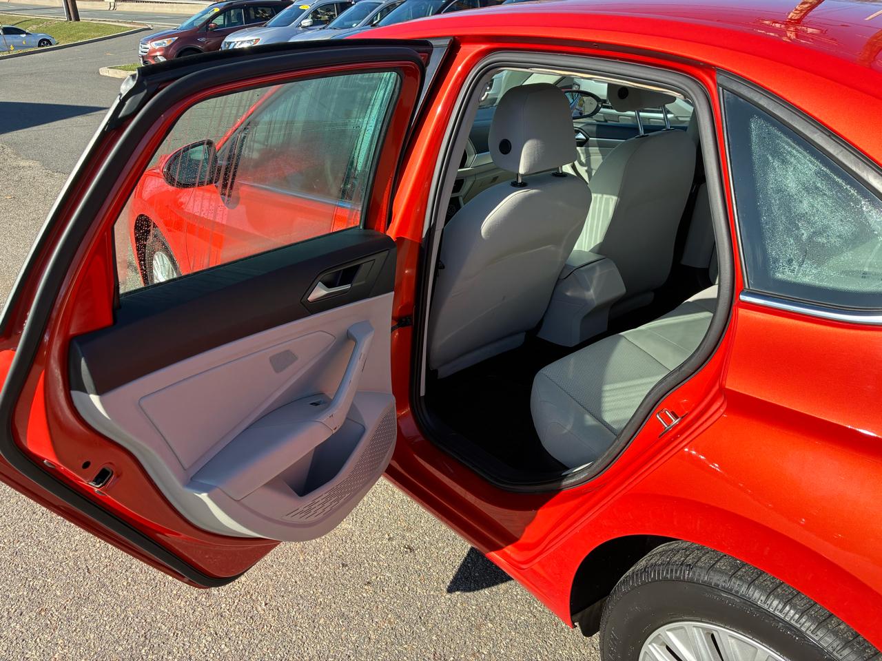 Volkswagen Jetta  2019