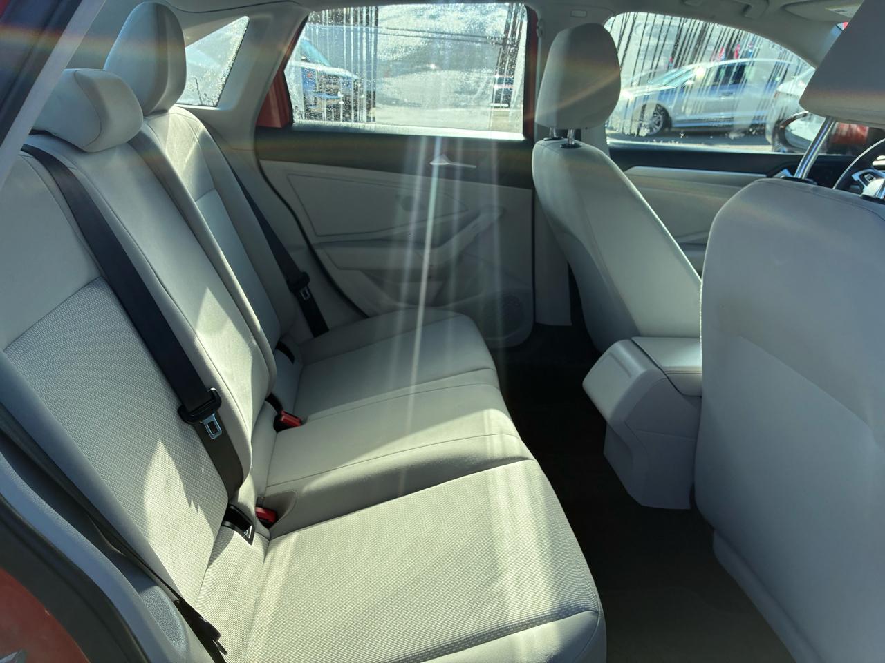 Volkswagen Jetta  2019