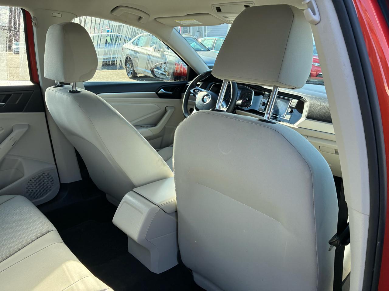 Volkswagen Jetta  2019