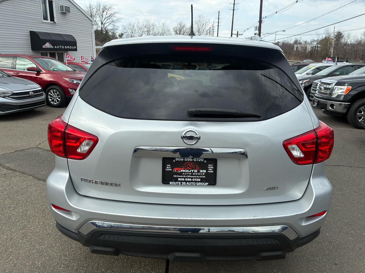 Nissan Pathfinder S 4WD 2017