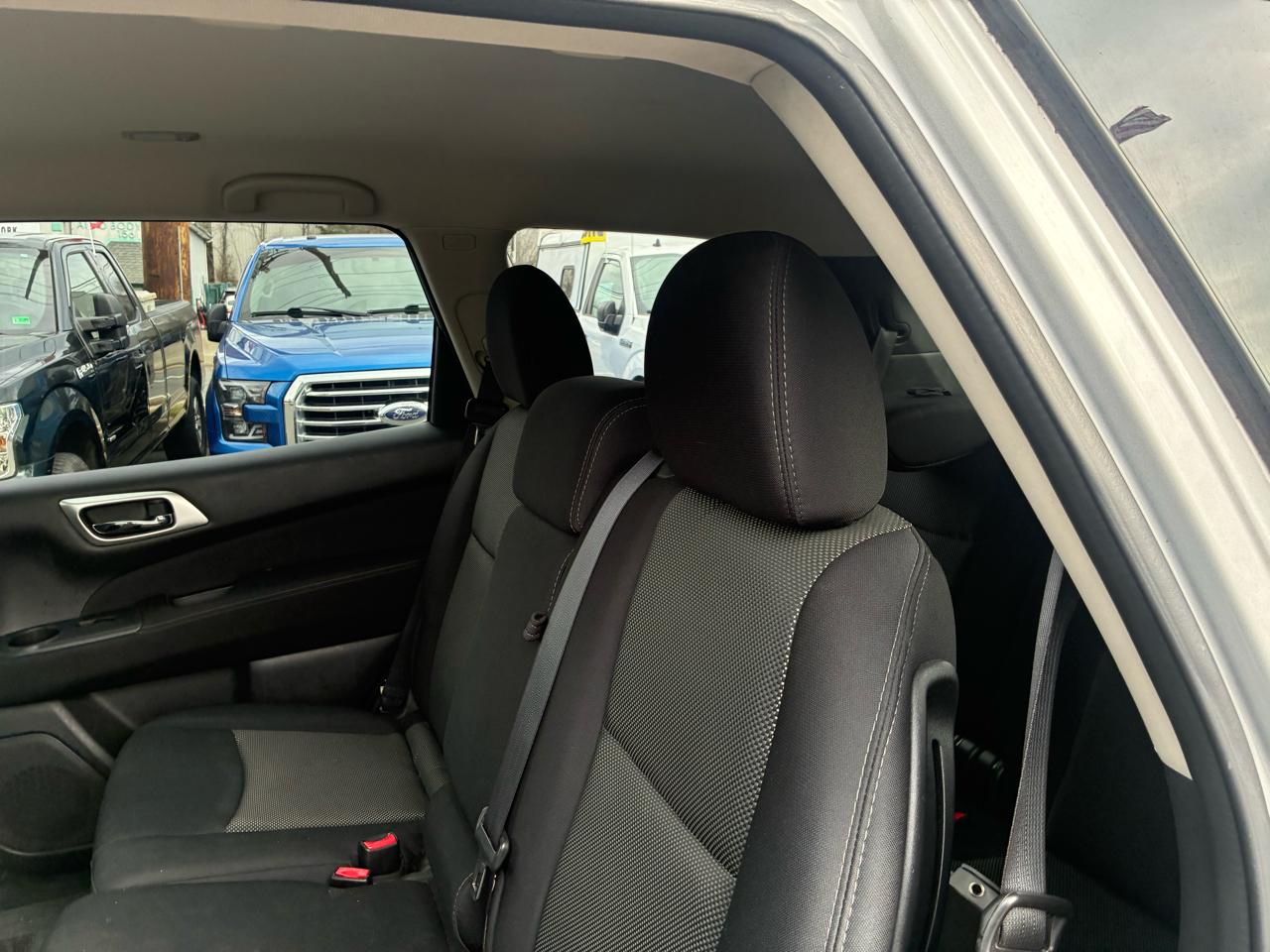 Nissan Pathfinder S 4WD 2017