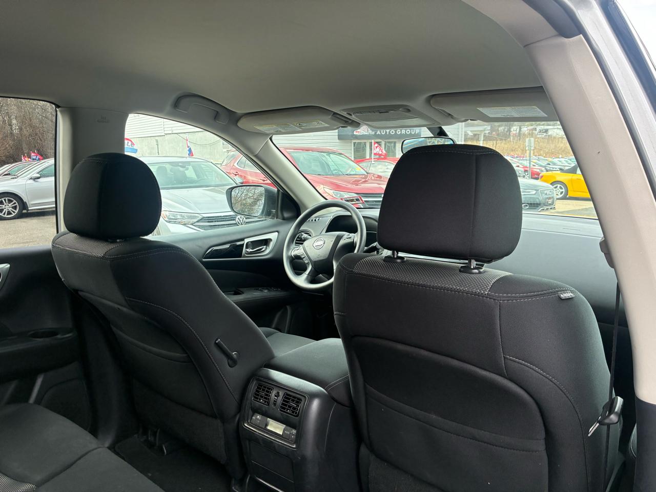 Nissan Pathfinder S 4WD 2017