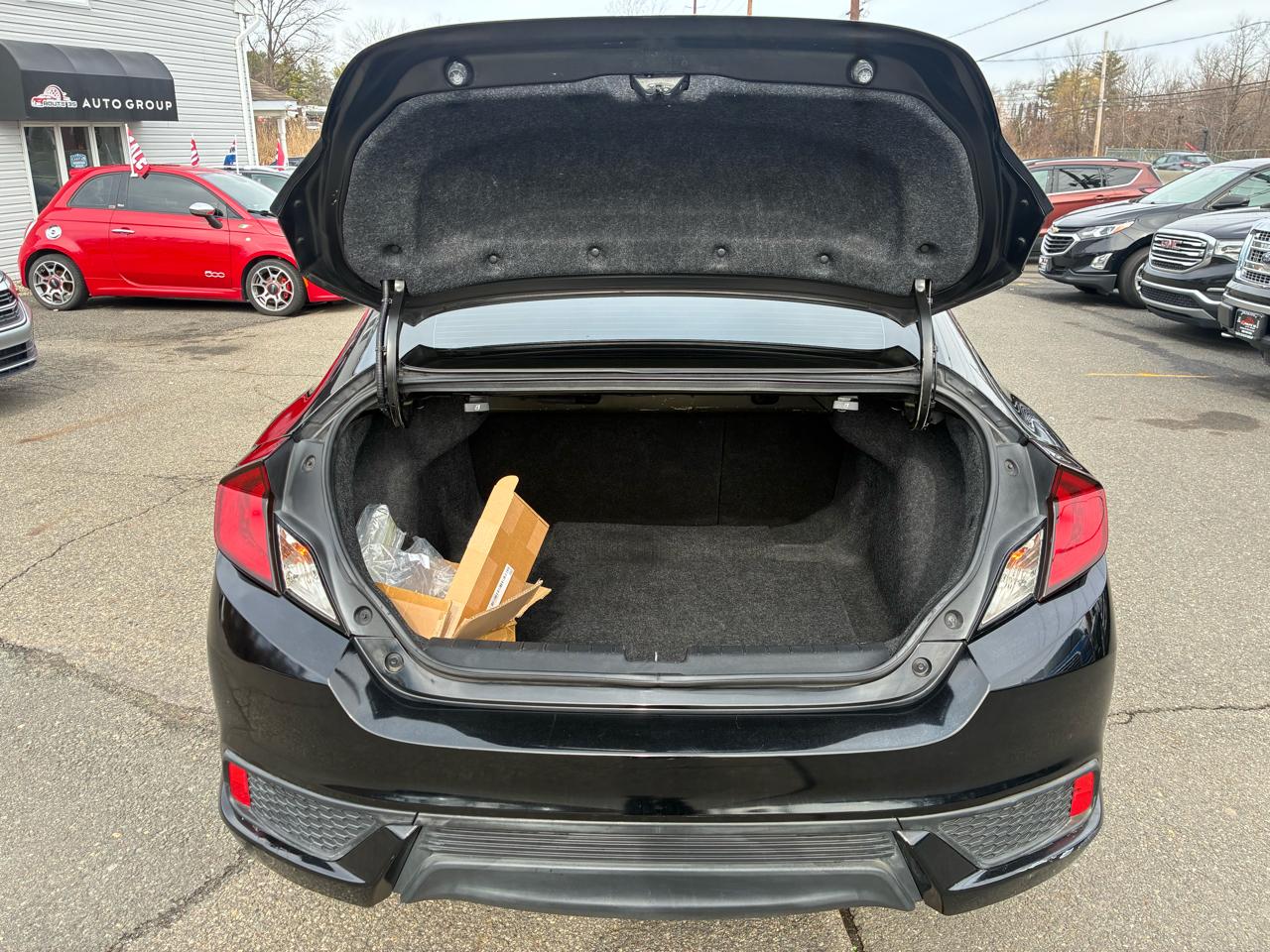 Honda Civic LX Coupe CVT 2019