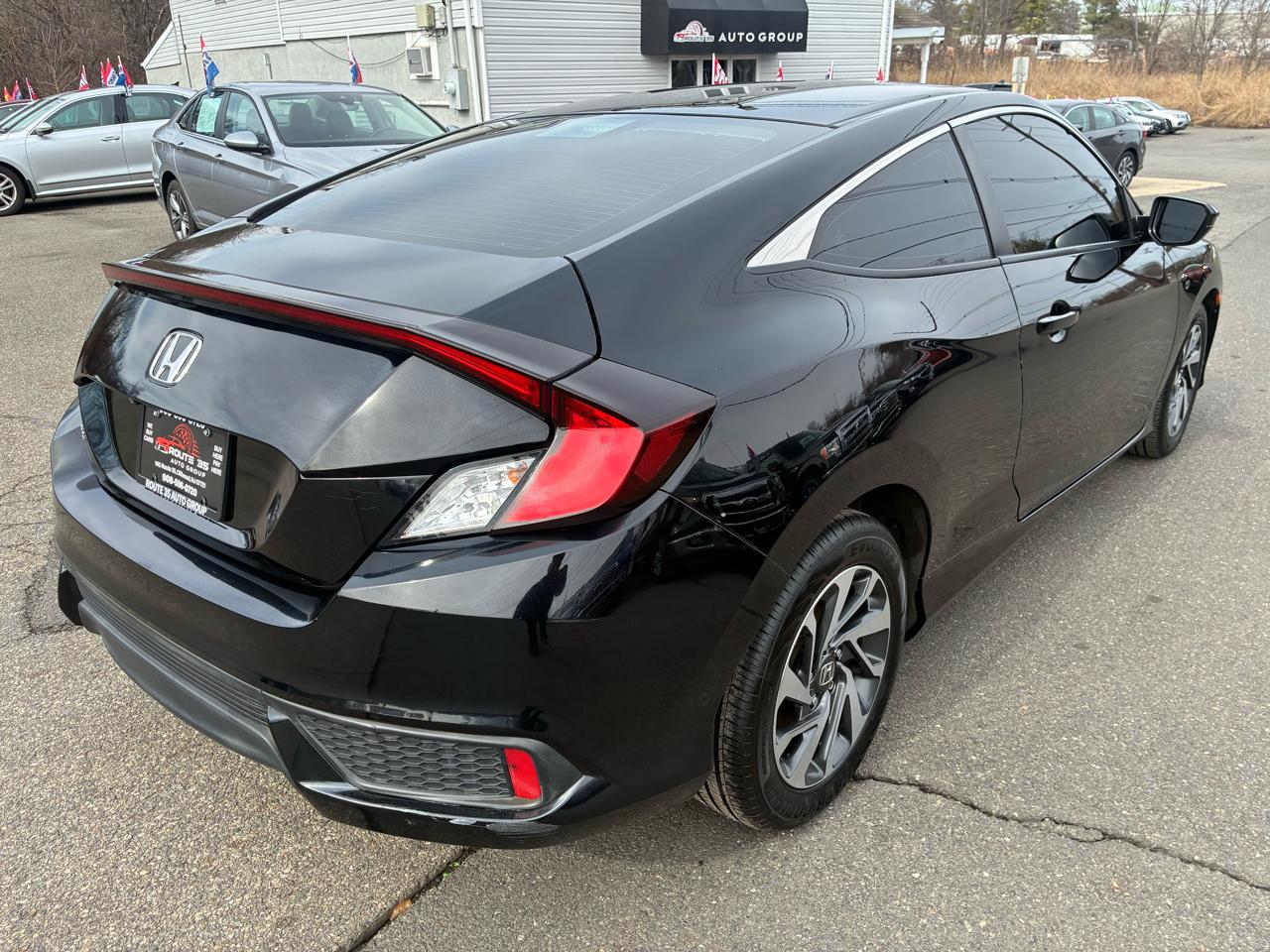 Honda Civic LX Coupe CVT 2019