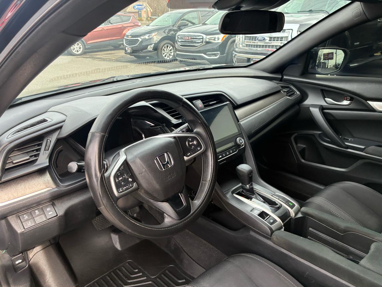 Honda Civic LX Coupe CVT 2019