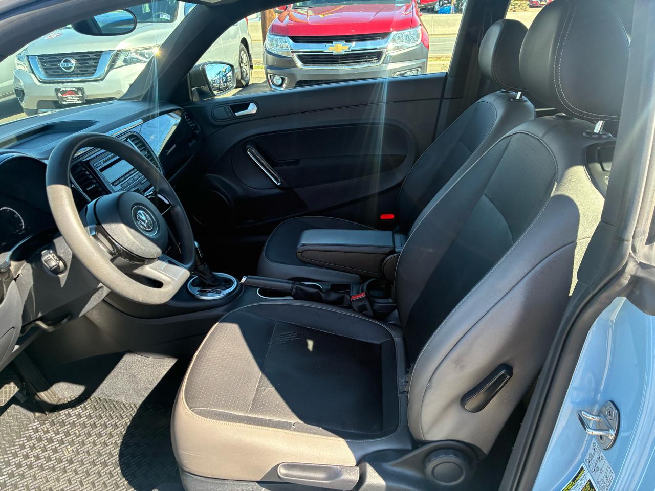 Volkswagen Beetle 1.8T Classic 2015