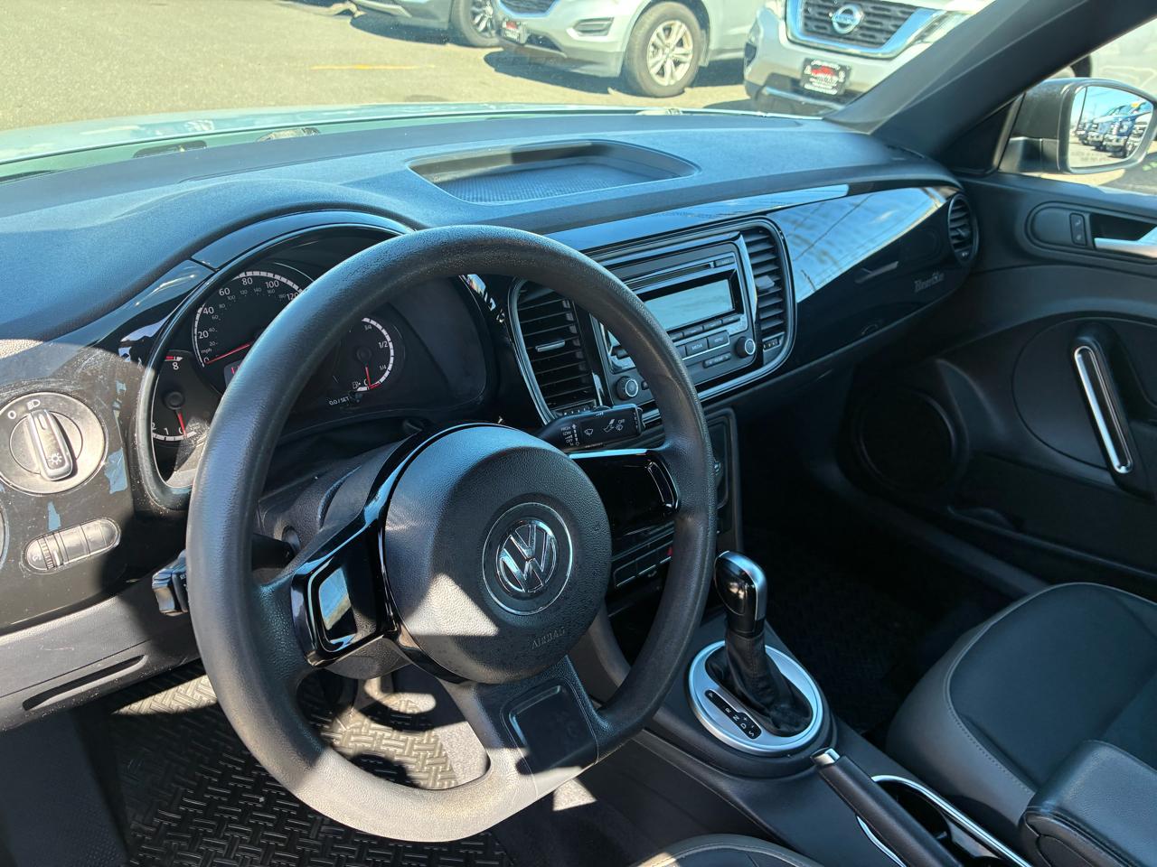 Volkswagen Beetle 1.8T Classic 2015