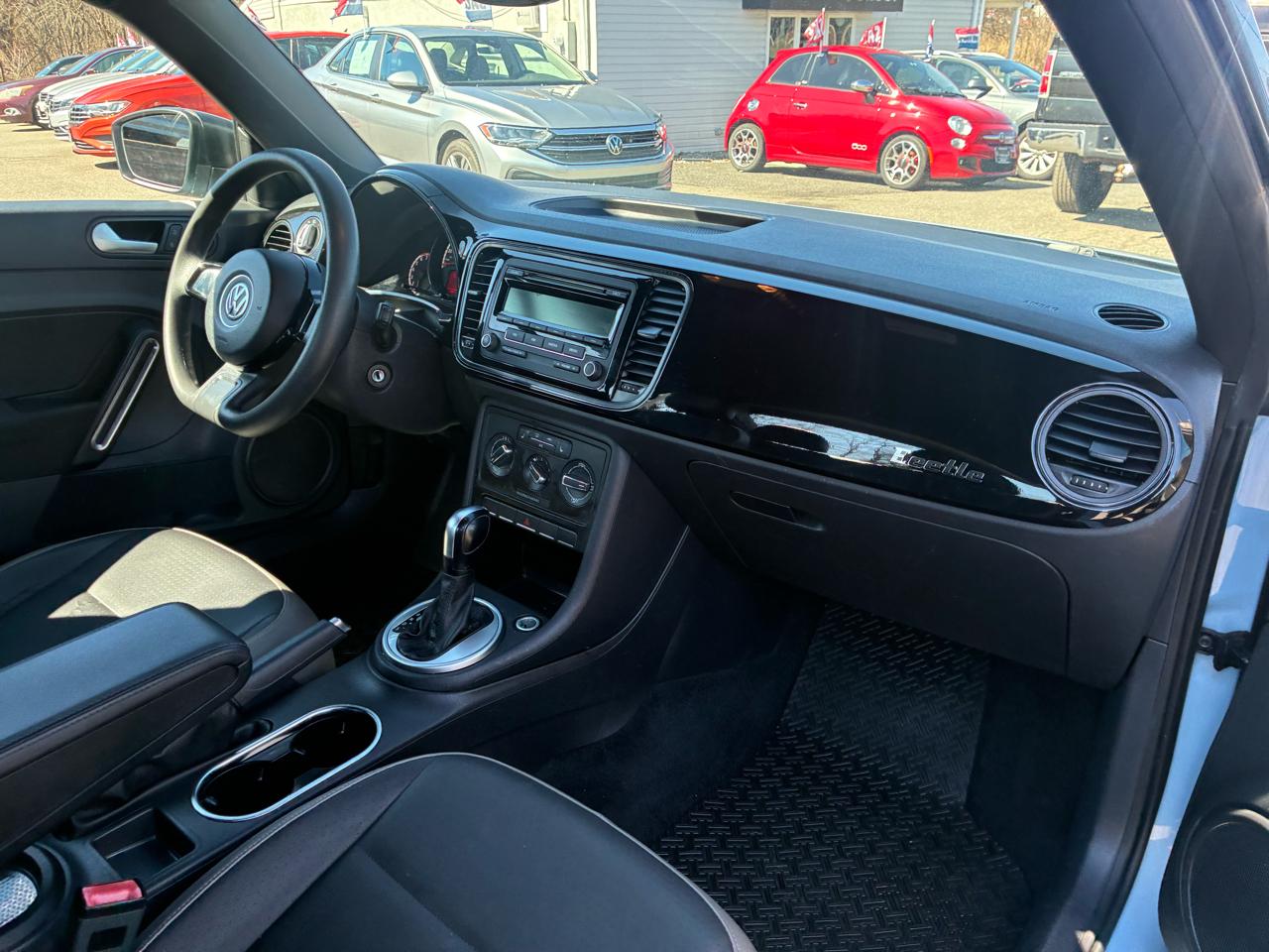 Volkswagen Beetle 1.8T Classic 2015