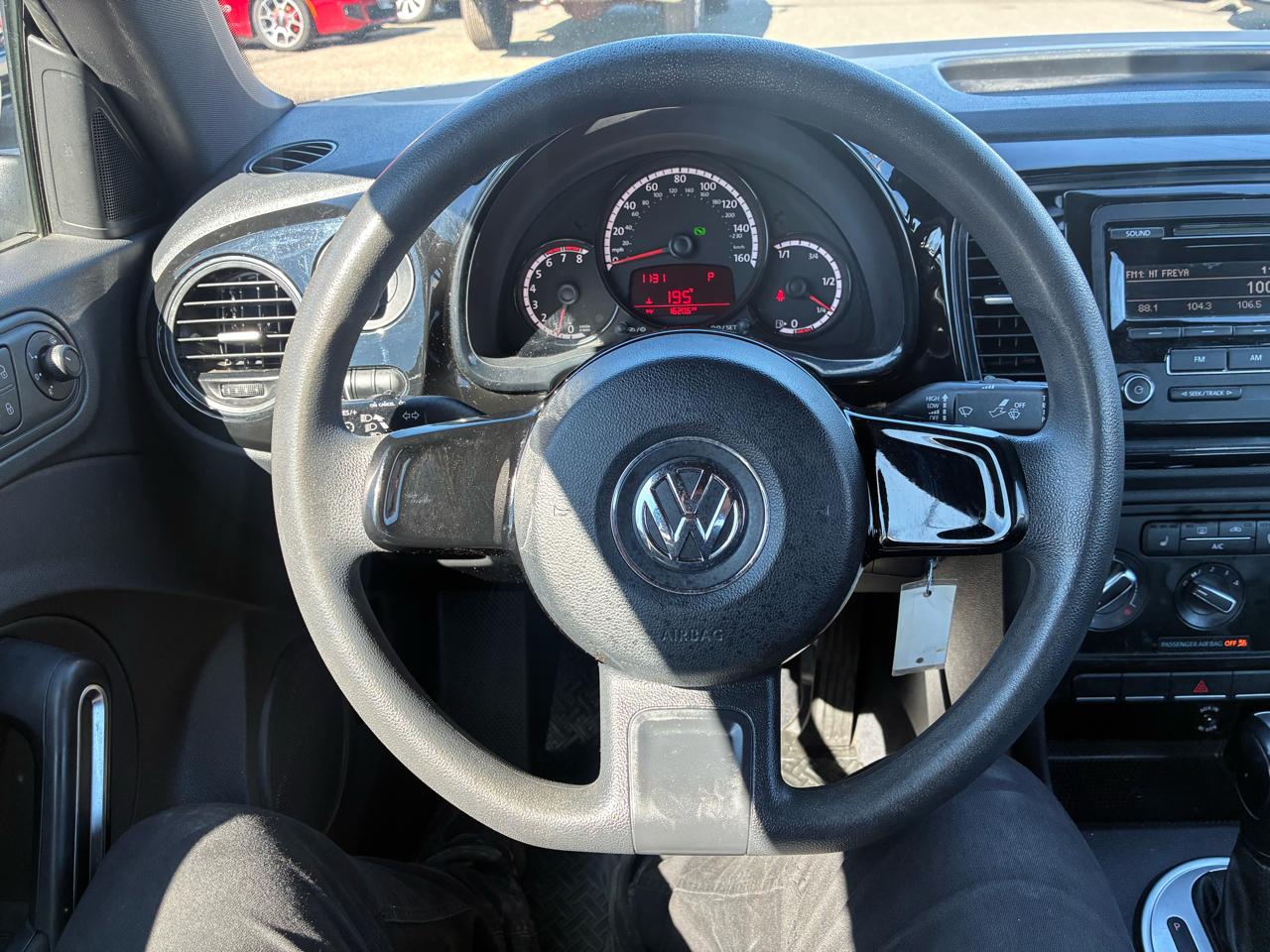 Volkswagen Beetle 1.8T Classic 2015