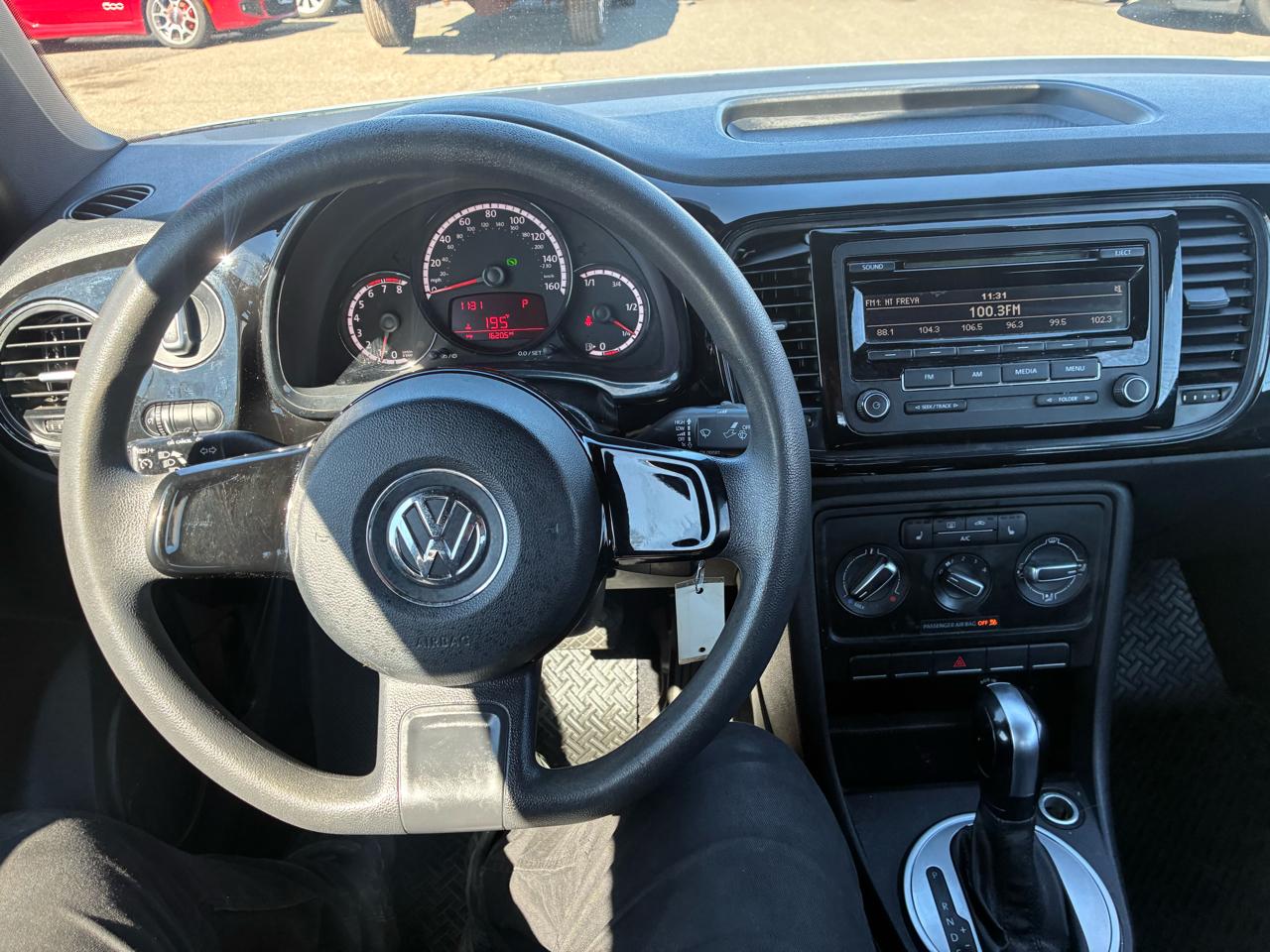 Volkswagen Beetle 1.8T Classic 2015