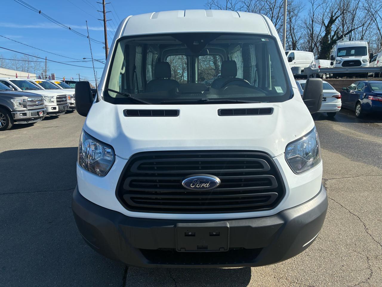 Ford Transit 250 Van Med. Roof w/Sliding Pass. 148-in. WB 2019