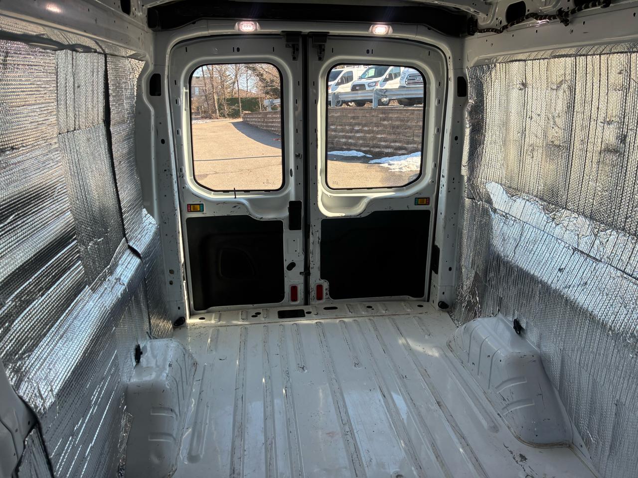 Ford Transit 250 Van Med. Roof w/Sliding Pass. 148-in. WB 2019