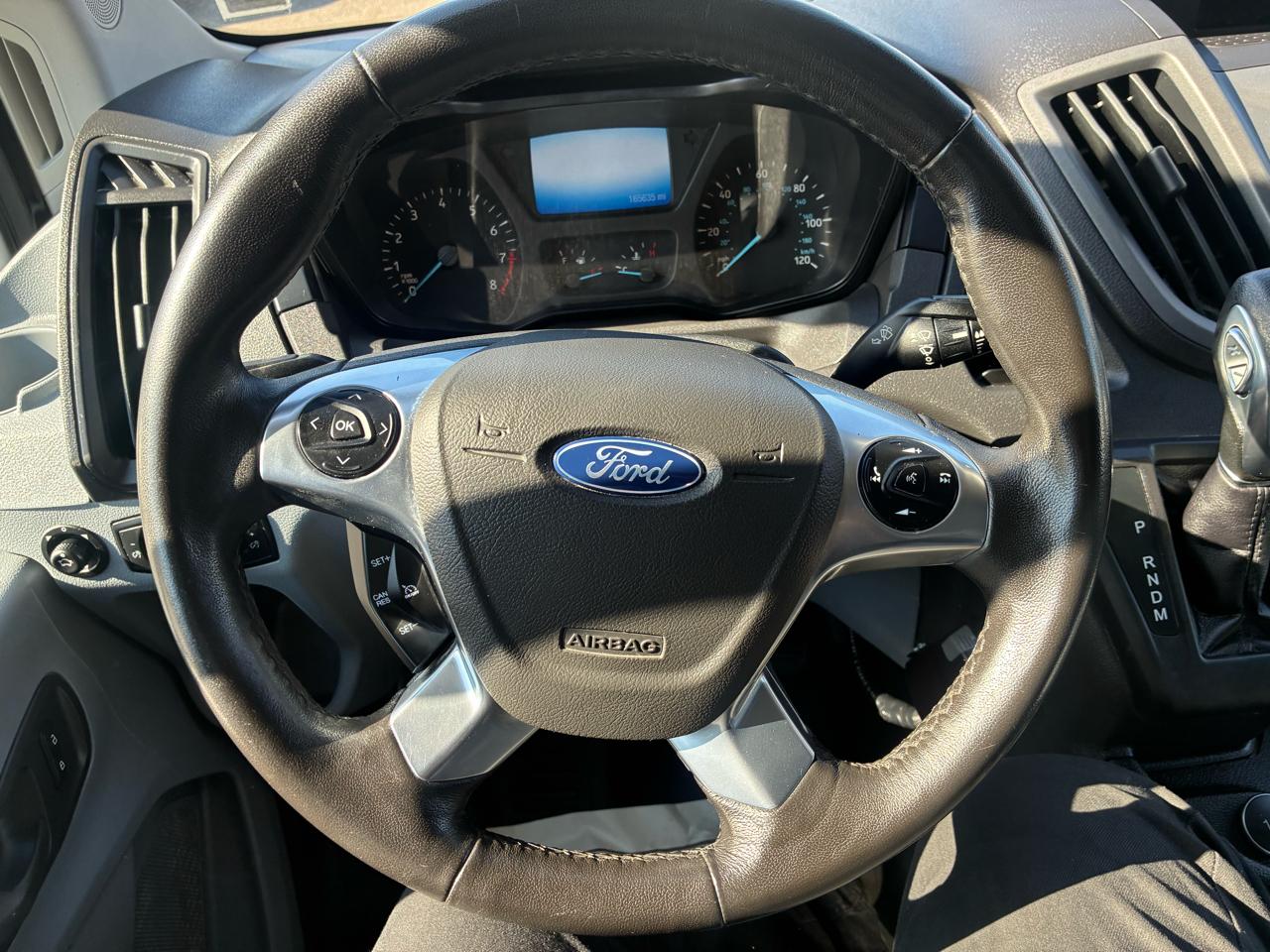 Ford Transit 250 Van Med. Roof w/Sliding Pass. 148-in. WB 2019