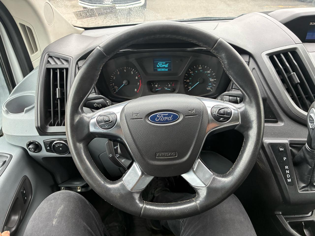 Ford Transit 250 Van Med. Roof w/Sliding Pass. 148-in. WB 2015