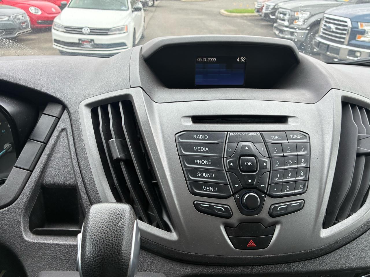 Ford Transit 250 Van Med. Roof w/Sliding Pass. 148-in. WB 2015