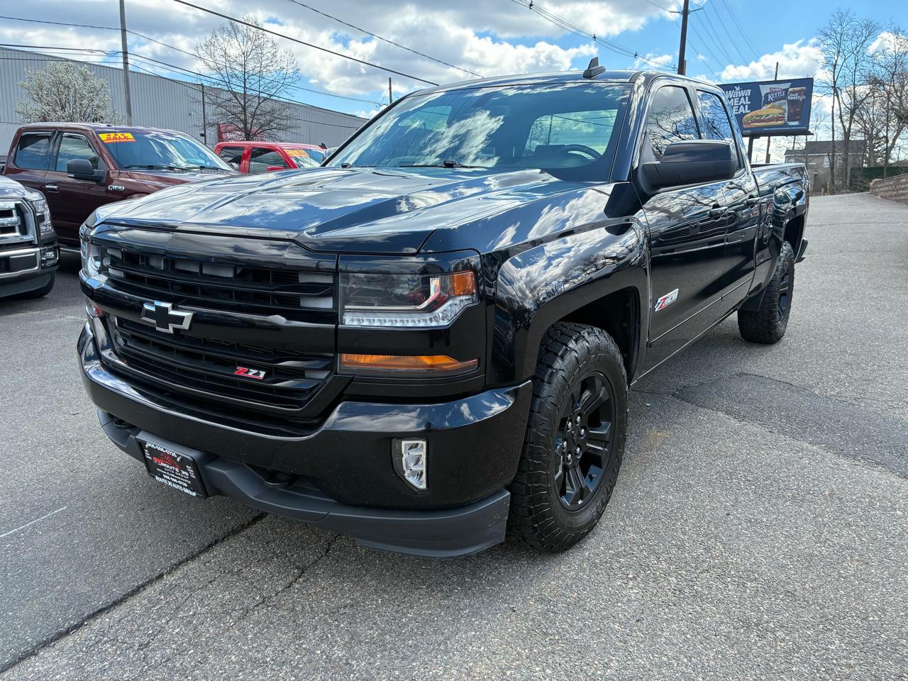 2016 Chevrolet Silverado 1500 Z71 Ext. Cab Long Bed 4WD