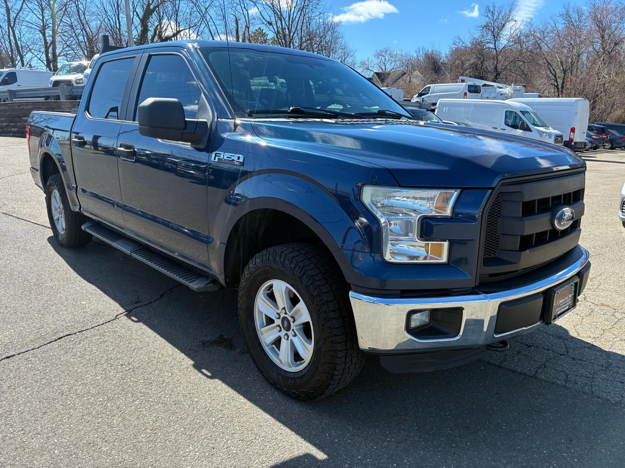 Ford F-150 XL SuperCrew 5.5-ft. Bed 4WD 2015