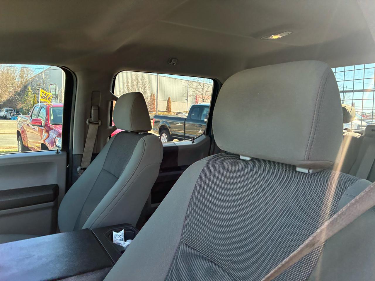 Ford F-150 XL SuperCrew 5.5-ft. Bed 4WD 2015