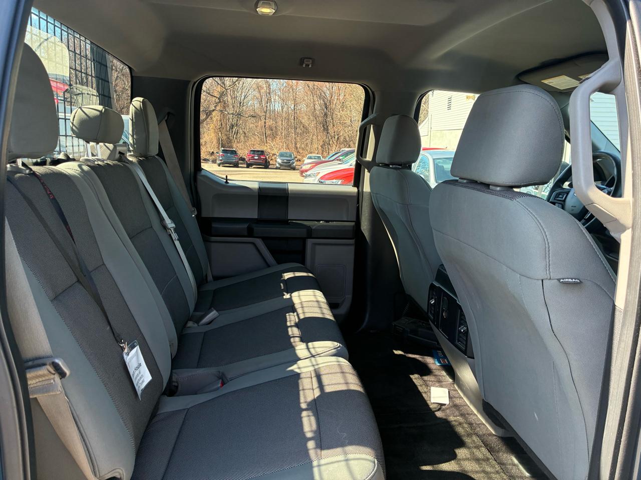 Ford F-150 XL SuperCrew 5.5-ft. Bed 4WD 2015