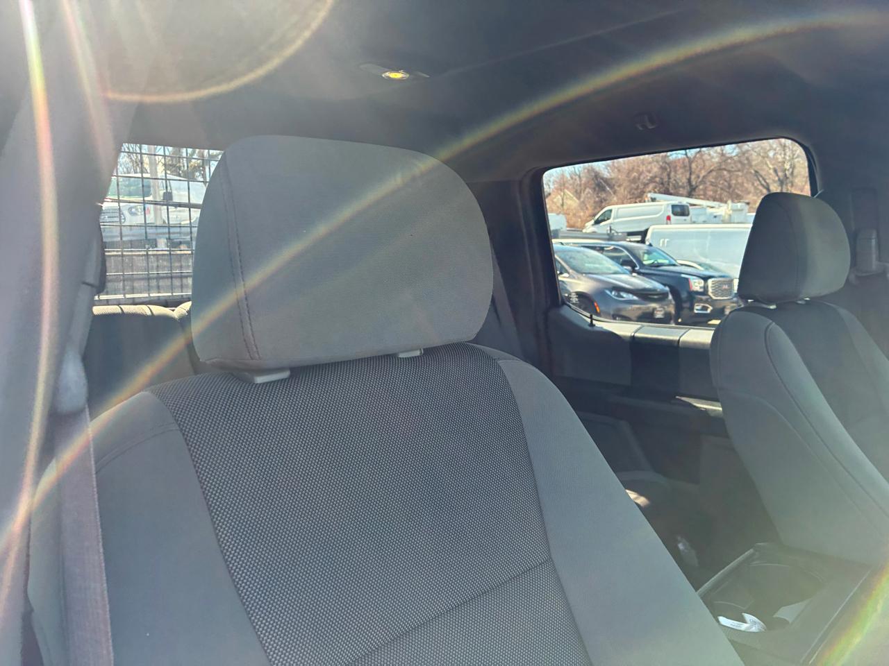 Ford F-150 XL SuperCrew 5.5-ft. Bed 4WD 2015