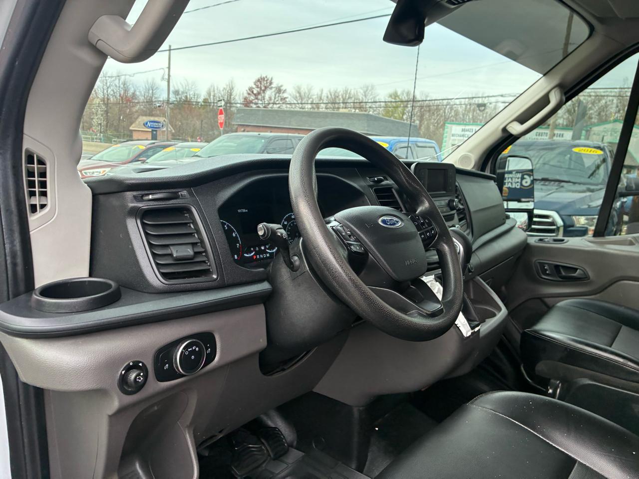 Ford Transit 150 Van Med. Roof w/Sliding Pass. 130-in. WB 2020