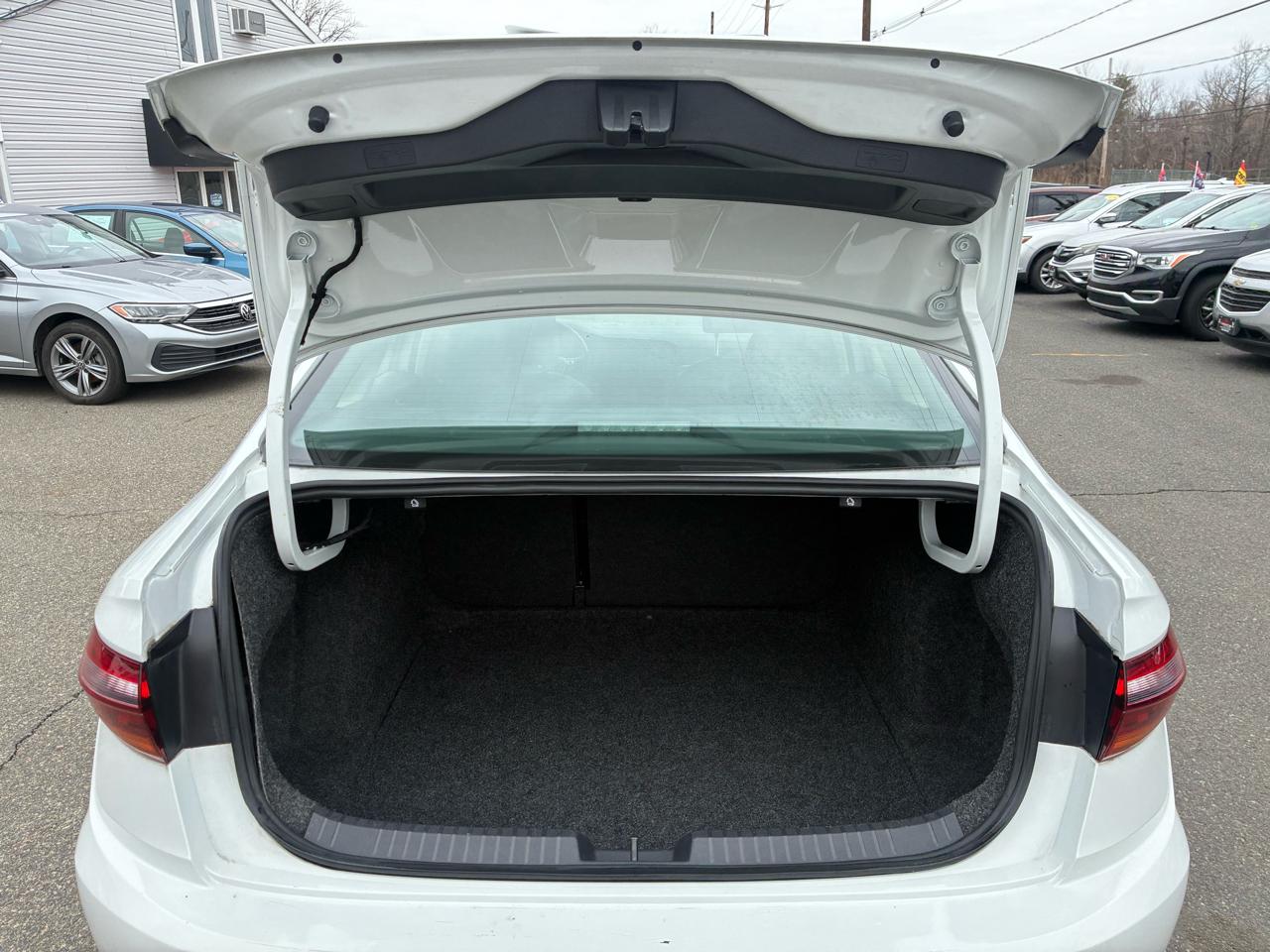 Volkswagen Jetta S 2019