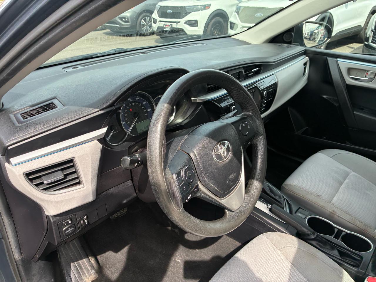 Toyota Corolla LE CVT 2015