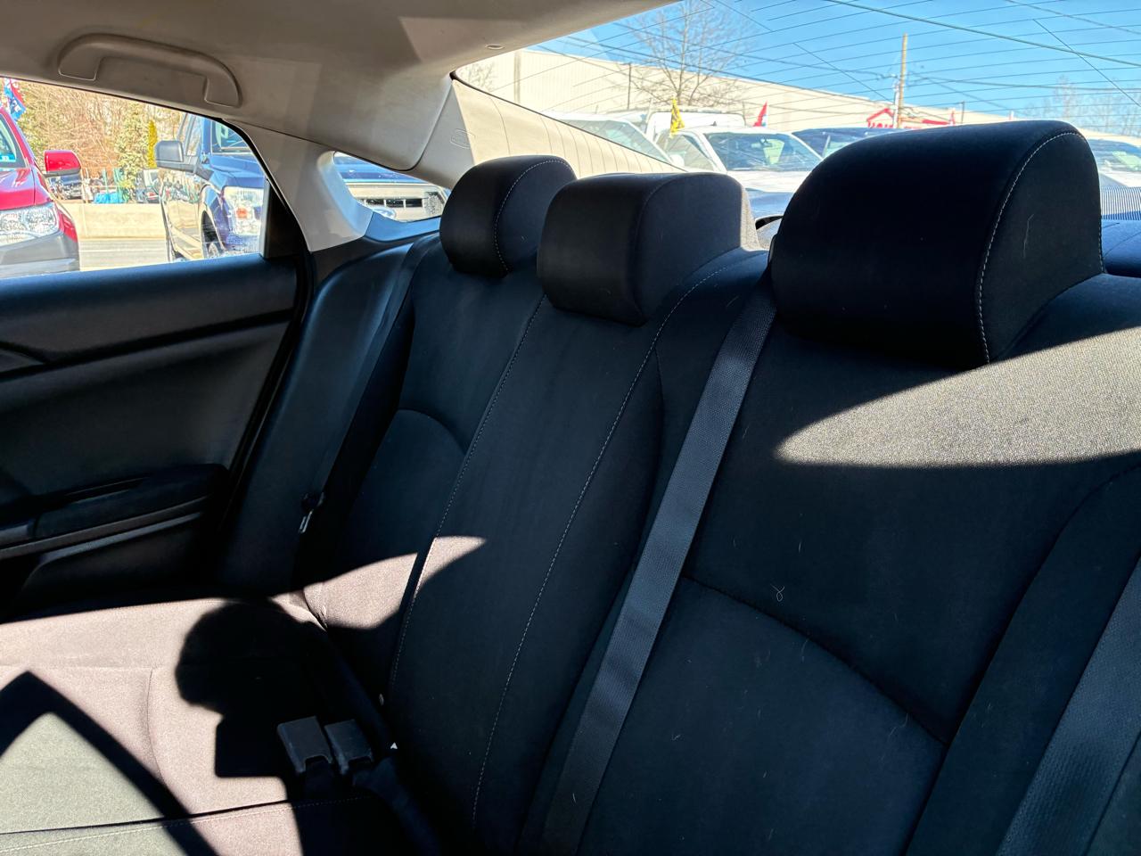 Honda Civic LX Sedan CVT 2018