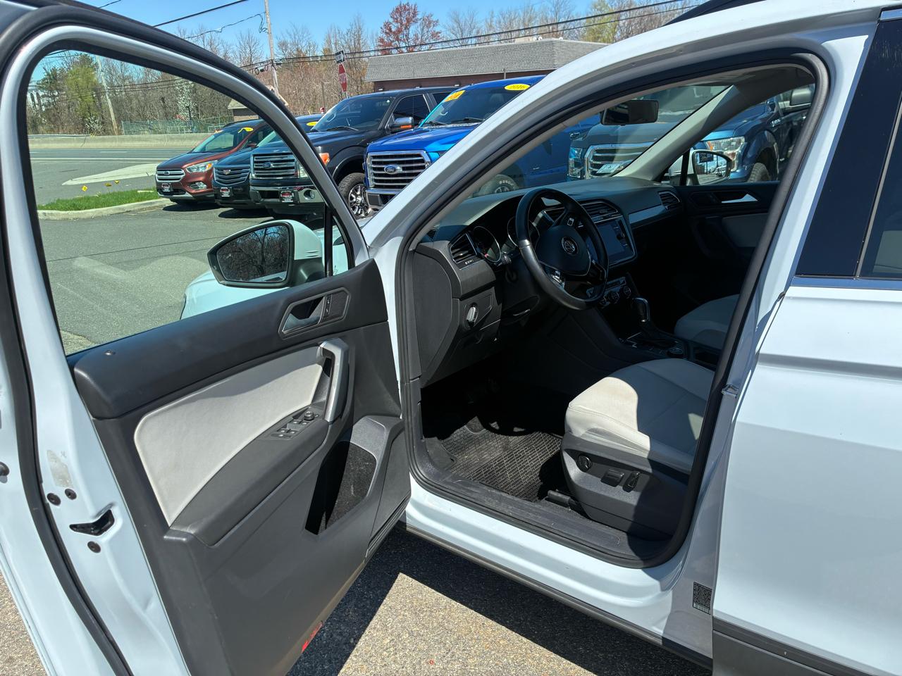 Volkswagen Tiguan SE 4Motion AWD 2019